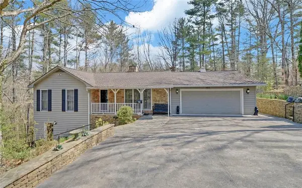 290 Waterfall Drive, Cleveland, GA 30528