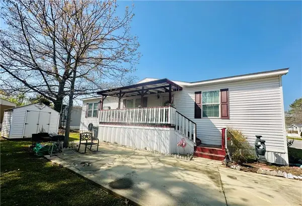 48 E Cardinal Lane, Lawrenceville, GA 30044