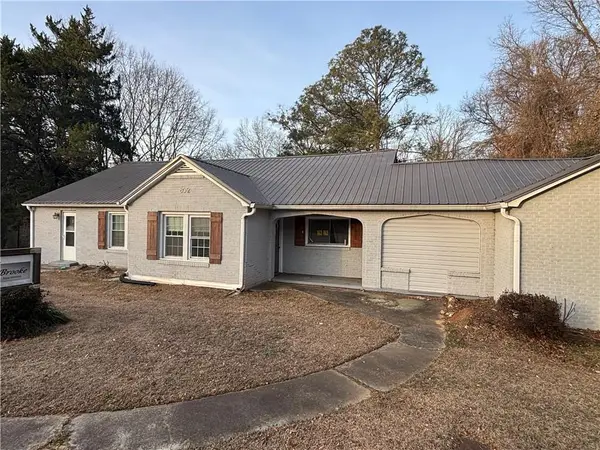 802 W N Park St Highway, Carrollton, GA 30117