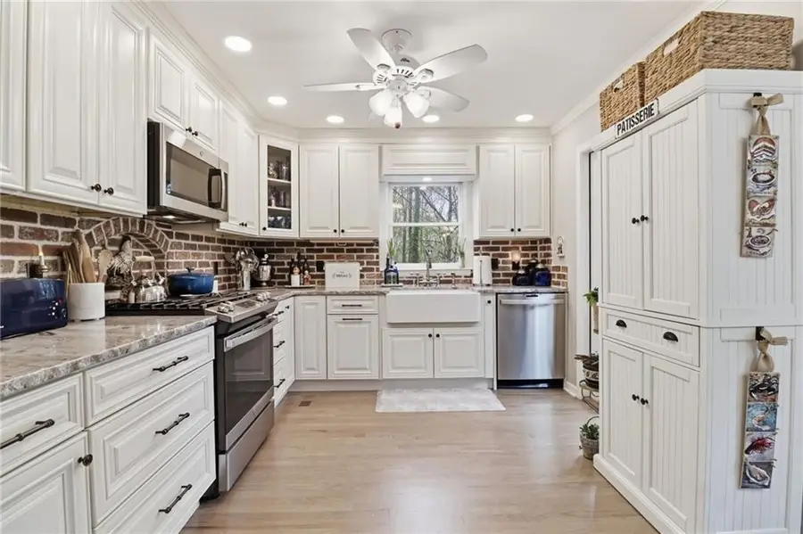 206 Apple Court, Woodstock, GA 30188 - #2