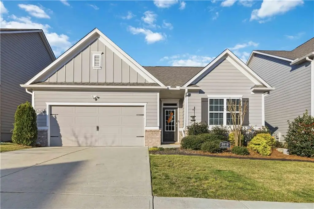 6919 Woodtrail Run, Flowery Branch, GA 30542 - #1