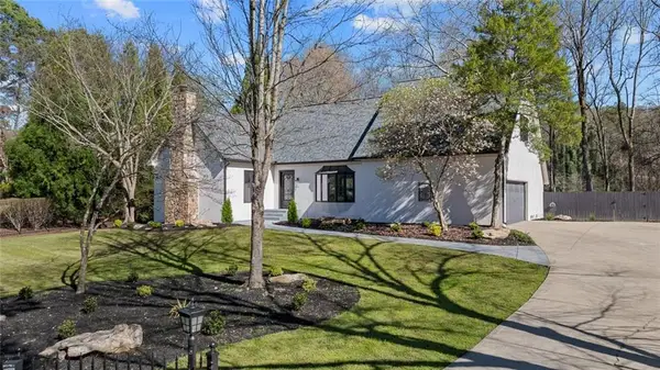 4562 Columns Drive Se, Marietta, GA 30067