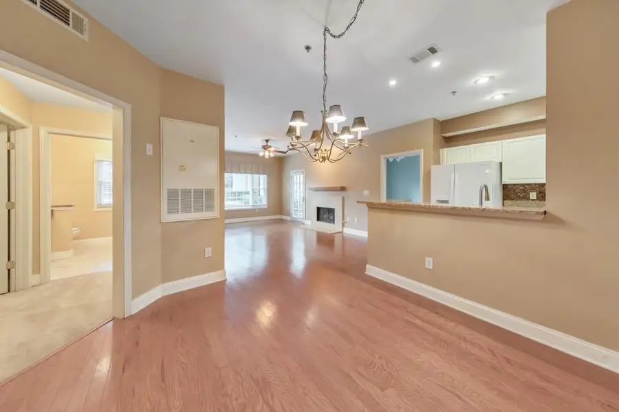 1002 Vinings Forest Lane Se #10, Smyrna, GA 30080 - #2