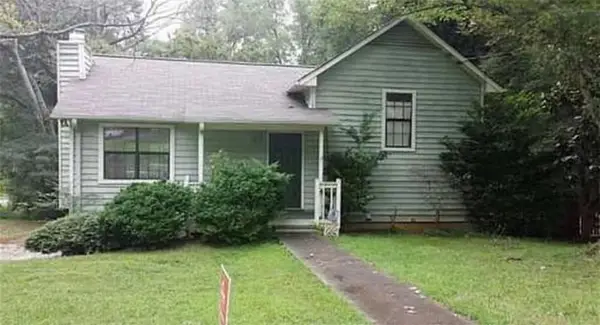 633 Candlewick Lane Nw, Lilburn, GA 30047