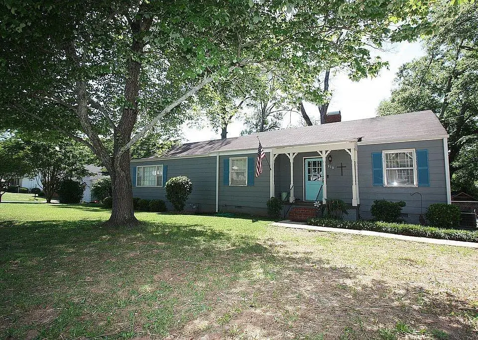 310 N Lee Street, Lagrange, GA 30240 - #1