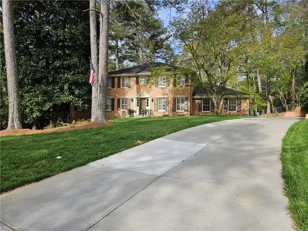 5465 Trowbridge Drive, Dunwoody, GA 30338 - #1