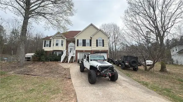 15 Indian Valley Way, Rydal, GA 30171