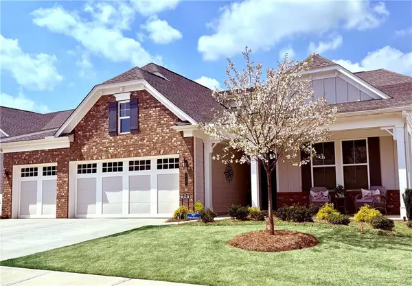 210 Bear Way, Hoschton, GA 30548