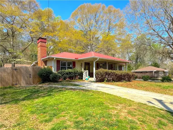 6383 Arthur Drive, Lithia Springs, GA 30122