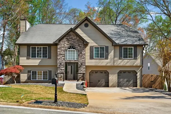 Address Withheld By Seller, Woodstock, GA 30189