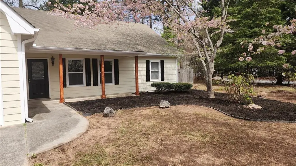 1135 Burning Bush, Loganville, GA 30052 - #1