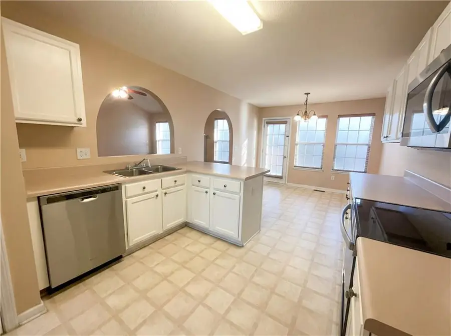 3062 Crest Ridge Circle Sw, Marietta, GA 30060 - #2