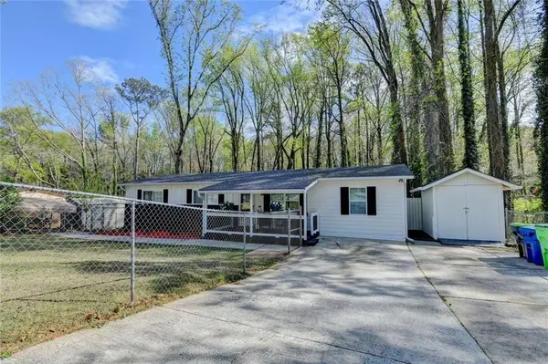 551 Oak Hills, Mableton, GA 30126