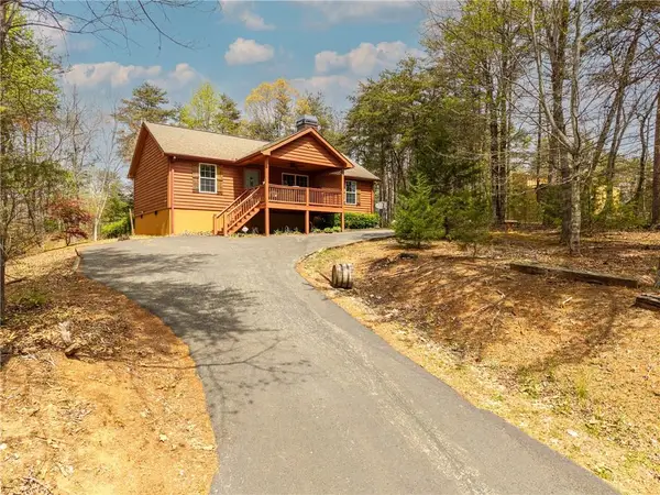 99 Duncan Bridge Trail, Cleveland, GA 30528