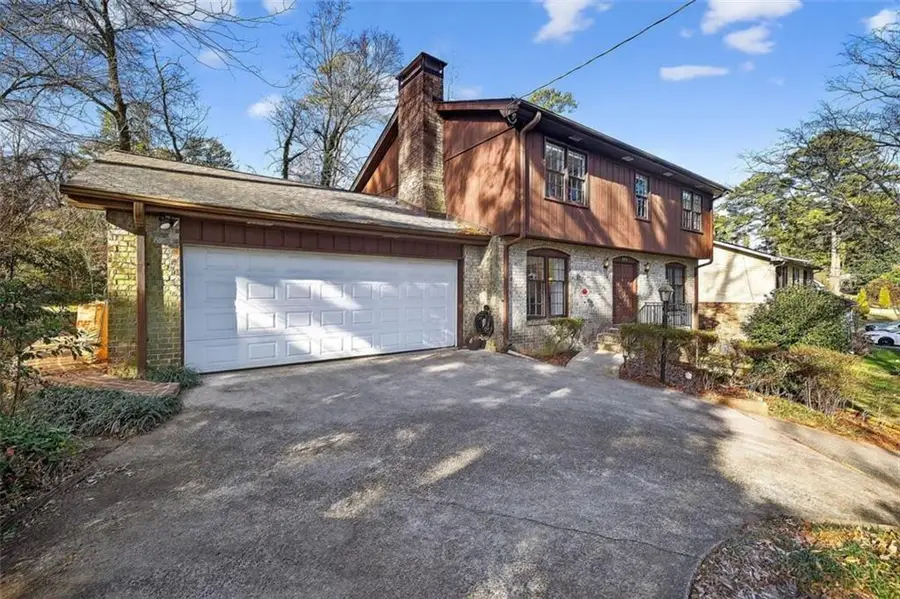 571 Tahoe Circle, Stone Mountain, GA 30083 - #3