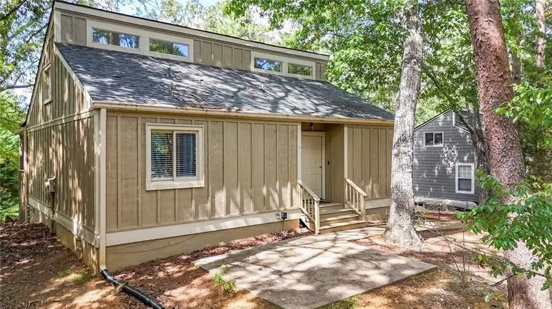 137 Narrows Loop, Waleska, GA 30183 - #1