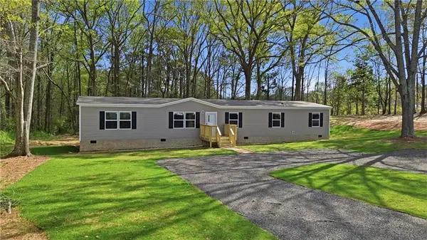 92 Holliday Road, Franklin, GA 30240