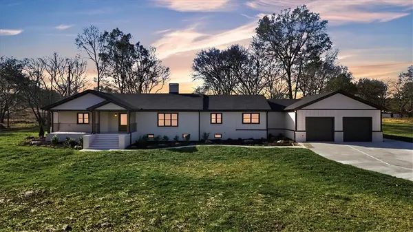 32 Church Street, Taylorsville, GA 30178