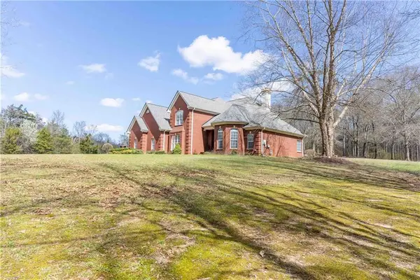 2101 Indian Shoals Road, Loganville, GA 30052