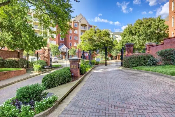 211 Colonial Homes Drive Nw #2508, Atlanta, GA 30309