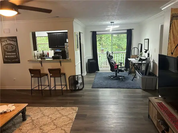 122 Sterling Court, Alpharetta, GA 30004