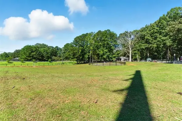 4990 Hill Road Nw, Acworth, GA 30101