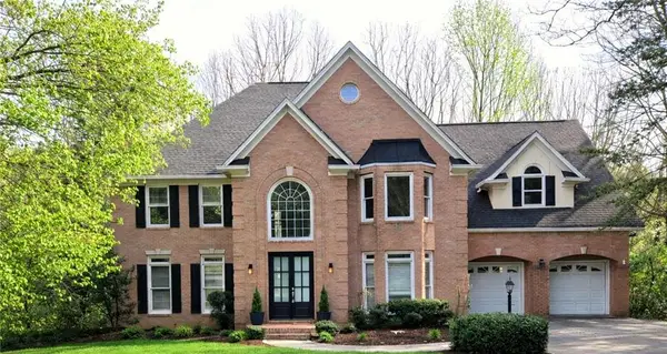 1931 Pine Bluff, Marietta, GA 30062