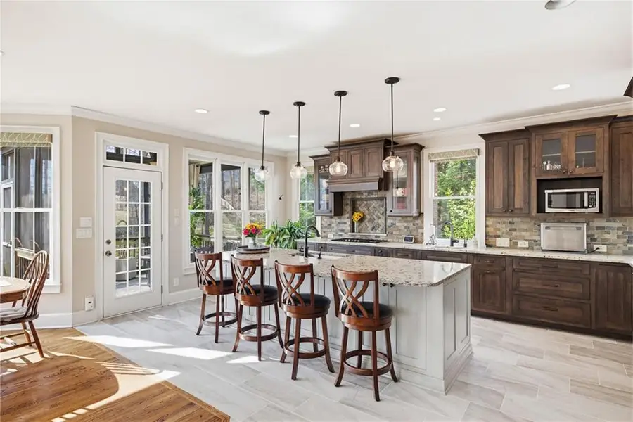 5107 Parkwood Oaks Lane, Smyrna, GA 30126 - #3