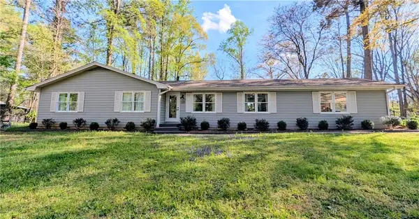 220 Burnie Road, Woodstock, GA 30188