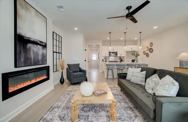 1935 Kinnard Alley, Kennesaw, GA 30144