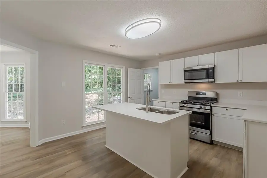 1056 Retner Drive Sw, Mableton, GA 30126 - #3