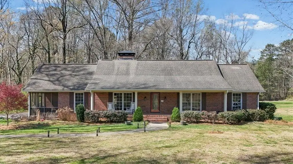 428 Horseshoe Circle, Rockmart, GA 30153 - #1