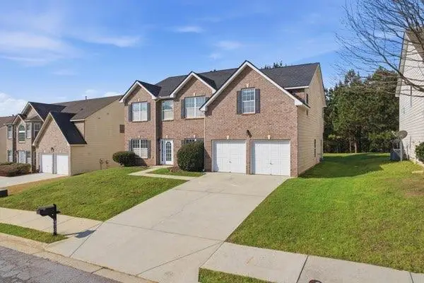 4925 Locherby Drive, Fairburn, GA 30213 - #2