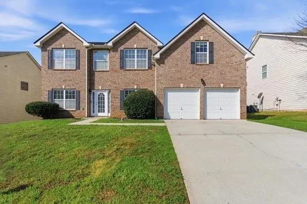 4925 Locherby Drive, Fairburn, GA 30213 - #3