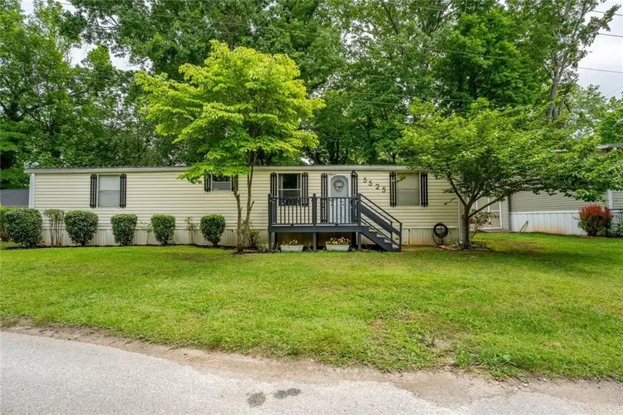 5525 Mount Shores Circle, Gainesville, GA 30506 - #2