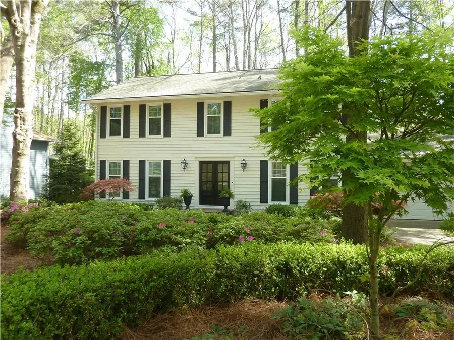 615 Lake Forest Court, Roswell, GA 30076 - #3