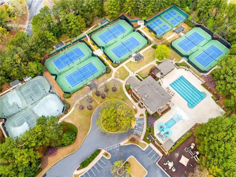 8960 Merion Dr, Duluth, GA 30097 - #2