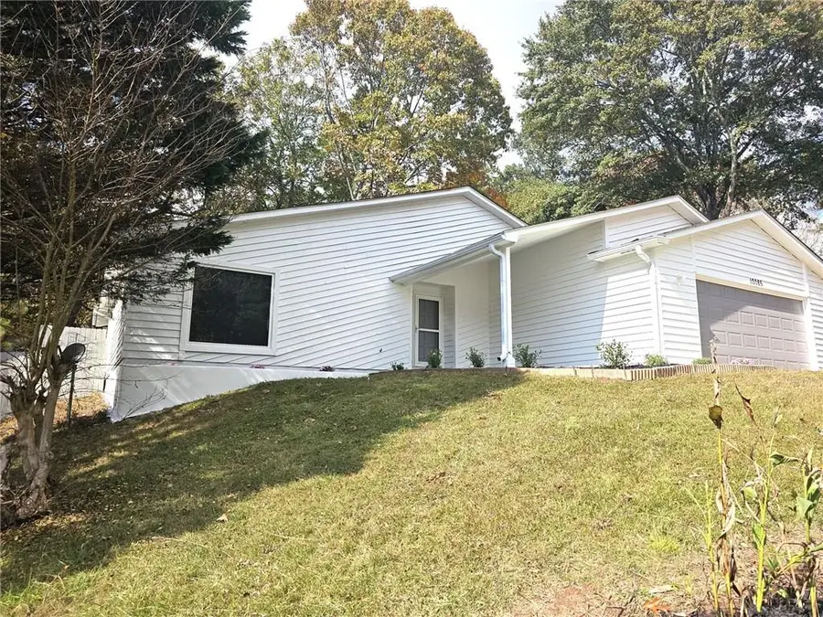 10085 Old Woodland Entry, Johns Creek, GA 30022 - #2