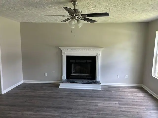 433 Rhett Drive, Loganville, GA 30052 - #2