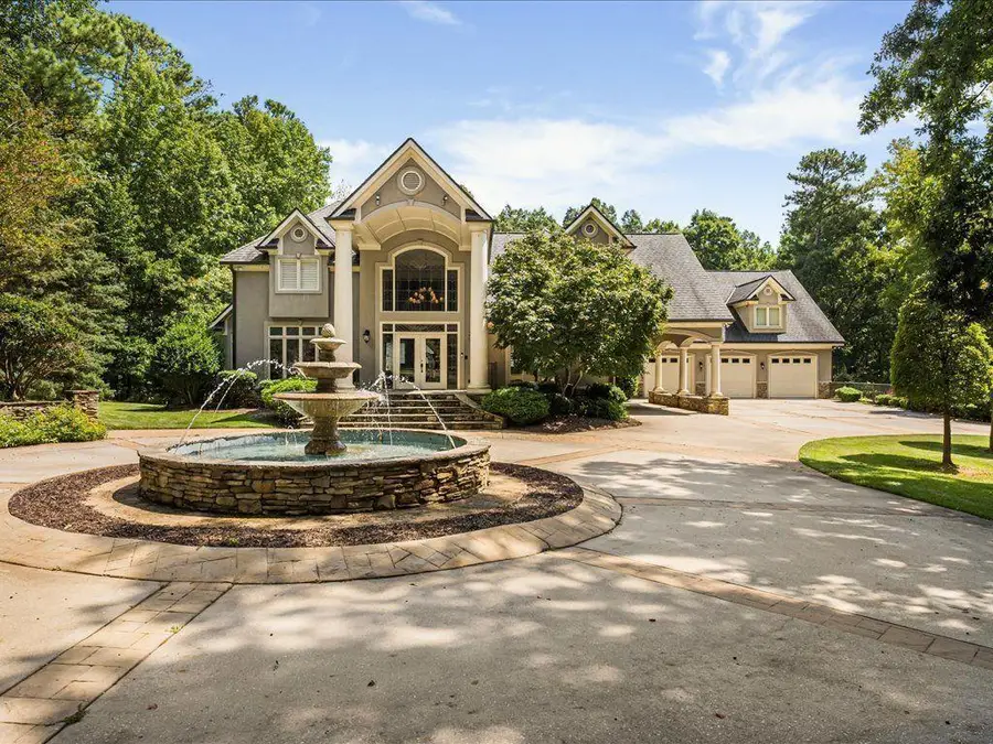 330 N Peachtree Parkway, Peachtree City, GA 30269 - #2