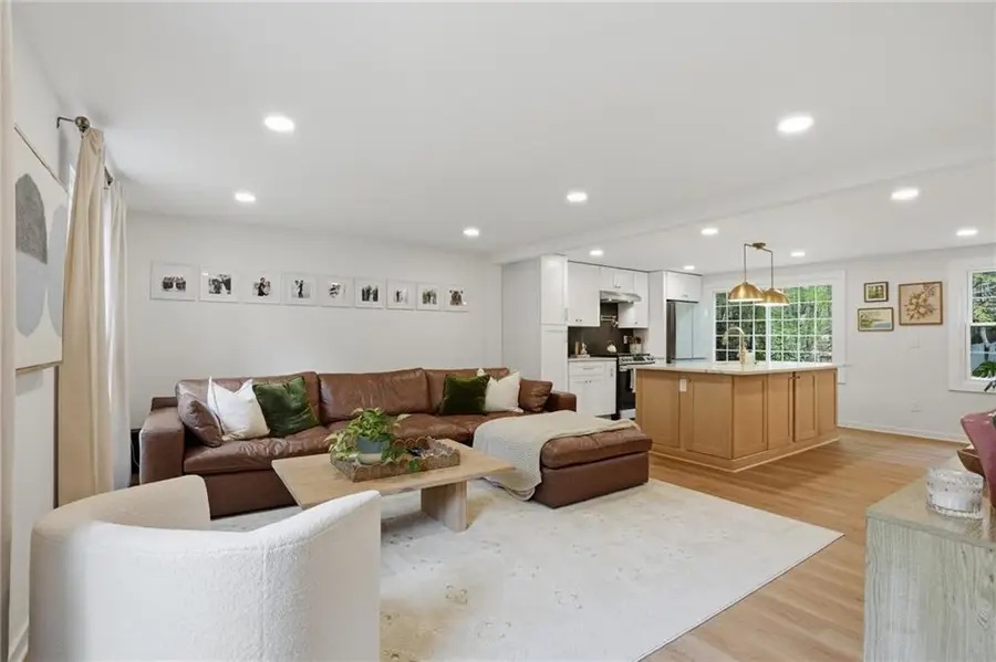 120 Hillside Lane, Roswell, GA 30076 - #3