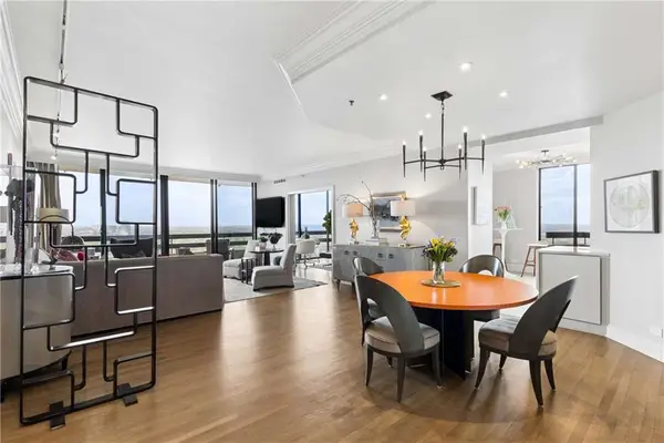 2660 Peachtree Road Nw #34F, Atlanta, GA 30305