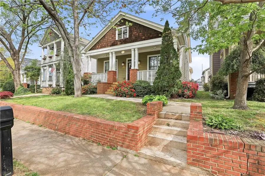 905 Custer St, Hapeville, GA 30354 - #3