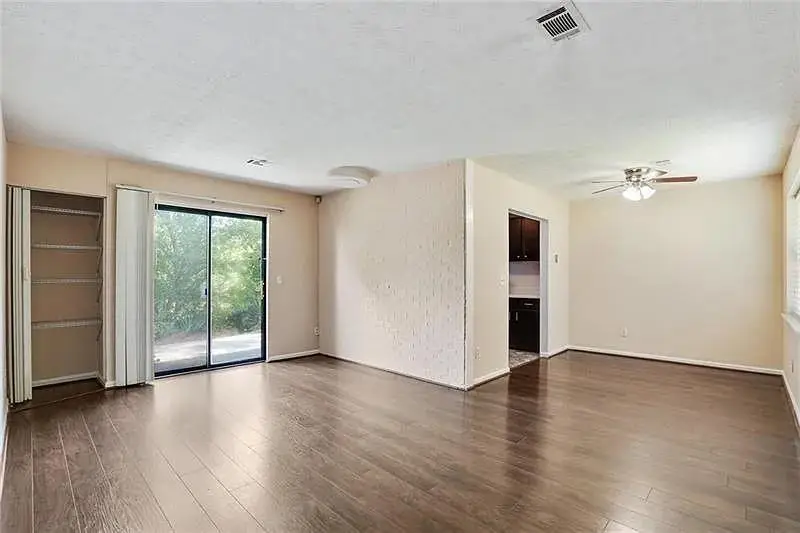 76 Sandalwood Circle, Lawrenceville, GA 30046 - #3