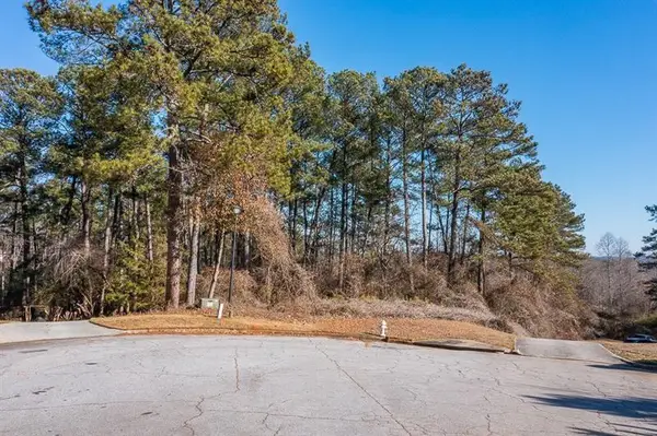 3070 N Tower Way Ne, Conyers, GA 30012