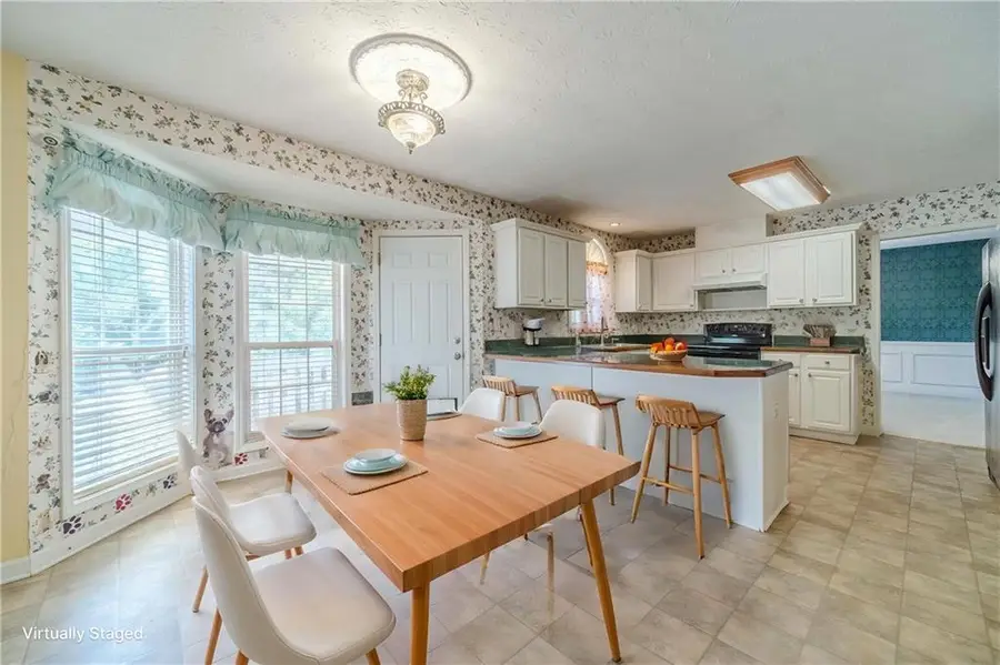 1545 Summit Pond Circle, Loganville, GA 30052 - #3