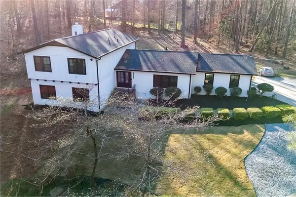 855 Flamingo Drive Sw, Atlanta, GA 30311