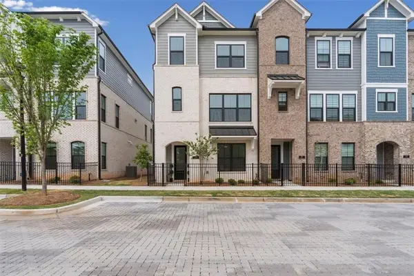 285 Walker Avenue, Roswell, GA 30076