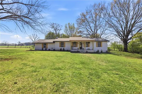 1000 Amber Stapp Studdard Road, Social Circle, GA 30025