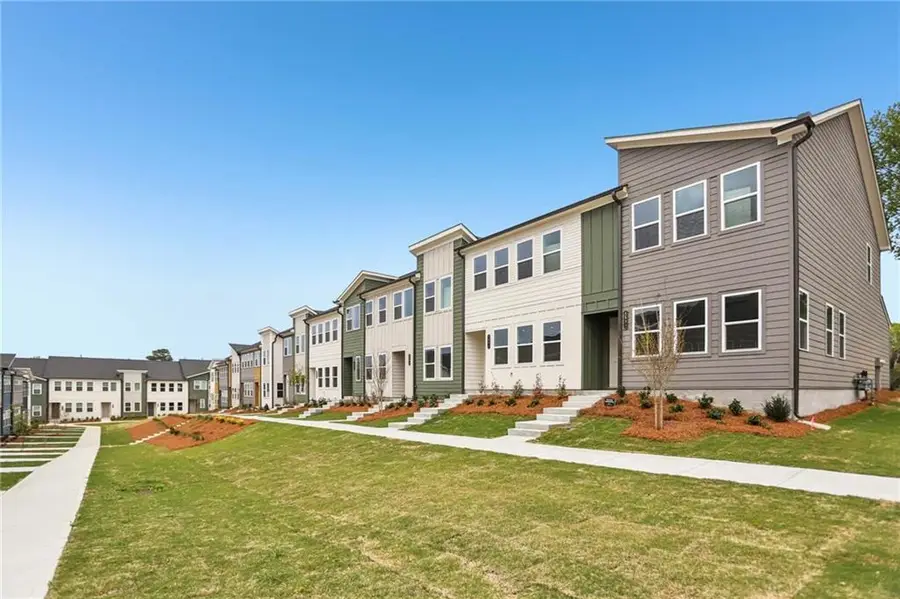 1524 Bryson Drive Nw, Atlanta, GA 30318 - #2